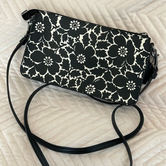 Coach Black and White Floral Crossbody Bag with Wallet - Picture 3 of 4